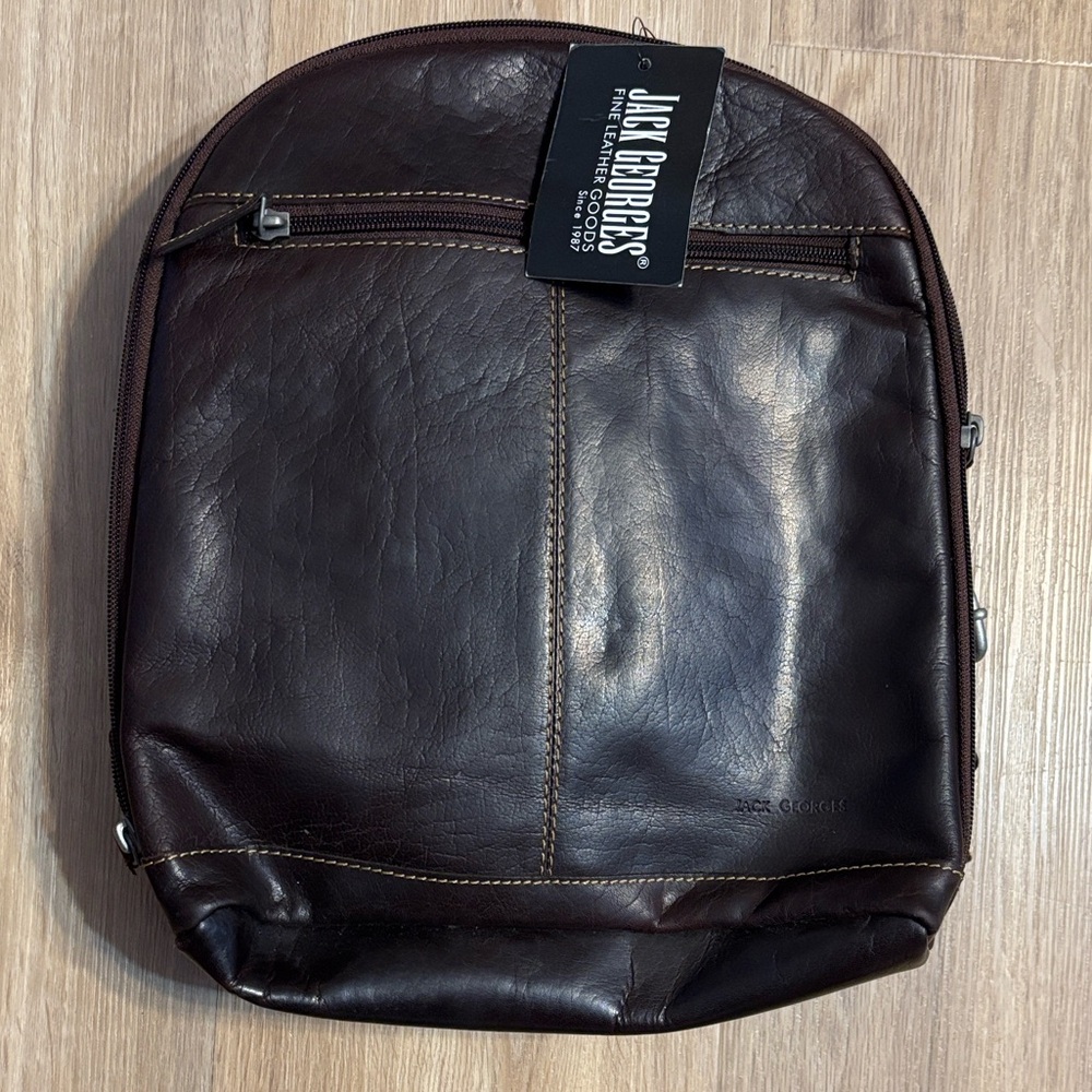 Jack George’s women’s leather backpack/crossbody Bag NWT